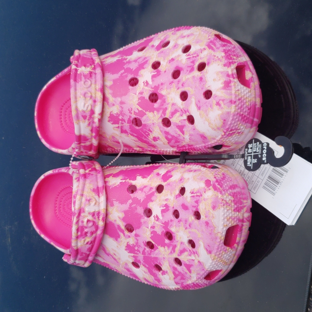 Crocs